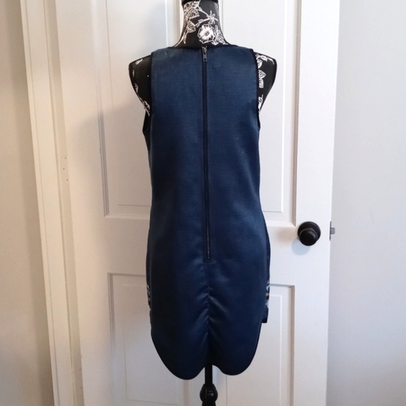 🖤Greylin (Anthropologie)🖤 - Navy/Multicolor Chevron Shift Dress - Picture 2 of 15